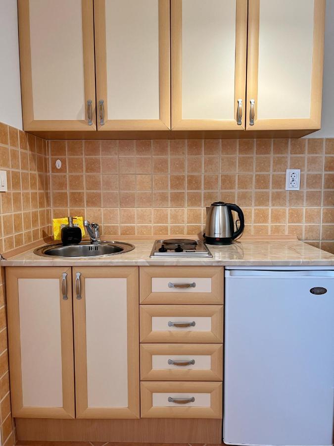 Lav Apartments Herceg Novi Buitenkant foto
