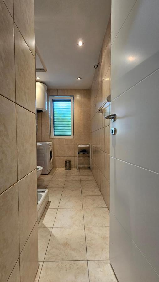 Lav Apartments Herceg Novi Buitenkant foto